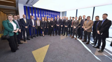 Kicillof se reunió con el embajador de la UE y 21 países del bloque para atraer inversiones
