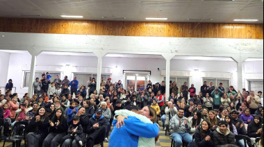 General Pinto entregó 22 viviendas sociales en la localidad de Iriarte