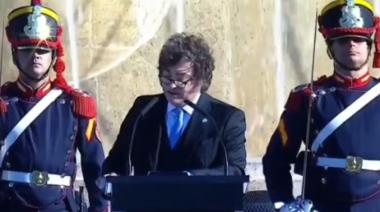 Día de la Bandera con señales políticas: Milei abrazó a Adorni y Bullrich, pero evitó saludar a Villarruel