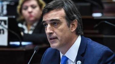 Esteban Bullrich renunció al PRO y cuestionó el respaldo partidario a Manuel Adorni