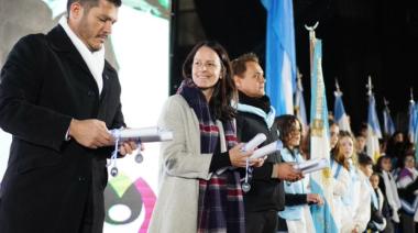 Más de 1.400 chicos de Vicente López realizaron la Promesa a la Bandera en Tecnópolis