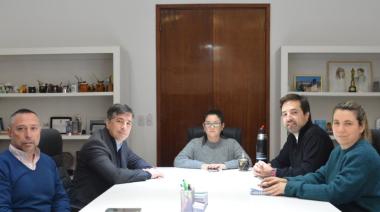 Flexas llevó a Provincia las demandas sanitarias de General Viamonte