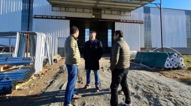 Hourcade recorrió empresas de Bavio y ratificó el avance del Parque Industrial
