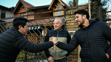 “El camino del desarrollo es con obra pública”: Nardini estrena pavimento en Villa de Mayo