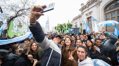 Moreno aprobó un nuevo pliego de transporte: habrá más empresas, nuevas rutas y control municipal