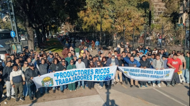 "Récord para el campo, pobreza para el trabajador": protesta rural en Palermo frente a los anuncios de Milei