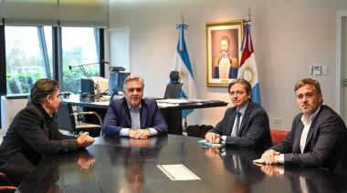Llaryora, Asinelli y Achával participaron de un foro regional sobre educación