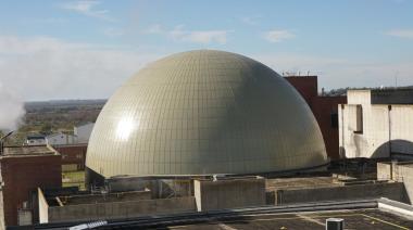 Berni busca garantizar la participación de la Provincia en una eventual privatización de Nucleoeléctrica