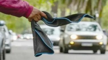 Avanza en el Senado bonaerense un proyecto para aplicar arresto a “trapitos” y cuidacoches