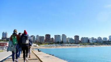 El turismo bonaerense cayó más del 20% y la Provincia apuntó contra Milei