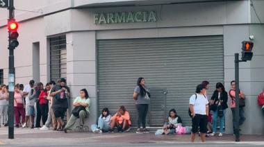 El empleo registrado cayó durante 12 meses y la CTA puso en duda la reforma laboral