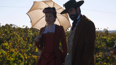 Tiene solo 10 capítulos, se basa en un bestseller y es de una de las series de época más atrapantes para ver en Prime Video