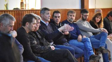 El massismo reactiva su estructura bonaerense y ya tantea nombres para suceder a Kicillof