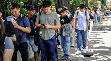 La pobreza también se hereda: el 64,7% de los jóvenes más vulnerables no terminó la escuela