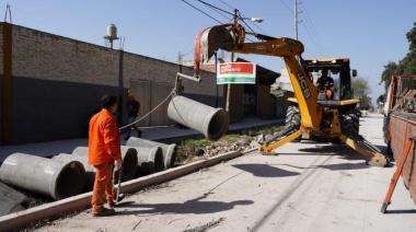 Obras, contratos y millones: piden transparentar la gestión de Gray