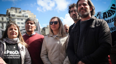 Del Caño convocó a la Marcha de la Bronca y cuestionó el Presupuesto 2027