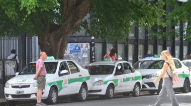 La Plata: 14 pedidos al Municipio para frenar el conflicto entre taxistas y choferes de apps