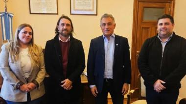 Duró menos de dos meses: Oscar Ahumada rompió con LLA en Zárate