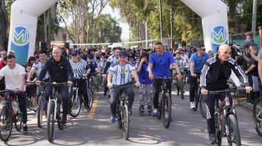 Más de 1.500 vecinos pedalearon “Por la Memoria”