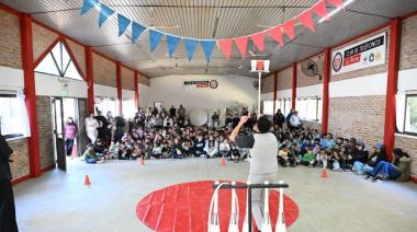 Telefónicos reunió a casi 300 chicos en una jornada solidaria