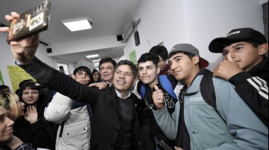 Kicillof desembarcó en La Matanza, inauguró dos escuelas y cruzó a Milei por el ajuste en educación