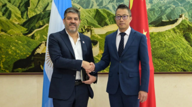 La PBA apuesta a baterías chinas para evitar cortes de luz en verano: instalarán equipos en cuatro municipios