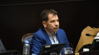 De cara a 2027, Di Cesare postuló a Massa y puso a Andreotti como ejemplo de gestión