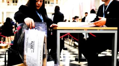 La Junta Electoral dio de baja a 20 partidos políticos