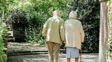Avanza la atención presencial para mayores de 60 años