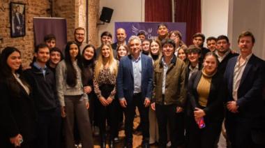LLA reúne a su juventud en Morón con la mira en 2027
