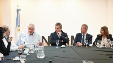 Massa reunió a 15 rectores y advirtió por el desfinanciamiento universitario