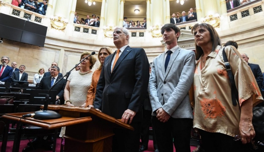 Jorge Taiana Asumio Como Senador En Reemplazo De Cristina Kirchner Infomiba