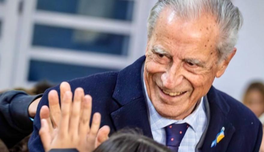 De Jesús: “Trabajo por el futuro de nuestros hijos y de nuestros nietos”