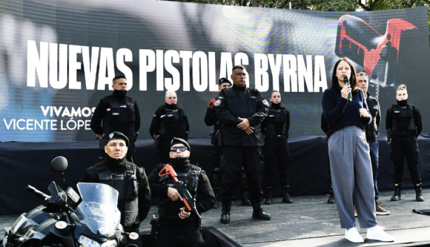 "Nos estamos haciendo cargo": Vicente López sumó armas no letales Byrna para reforzar la seguridad