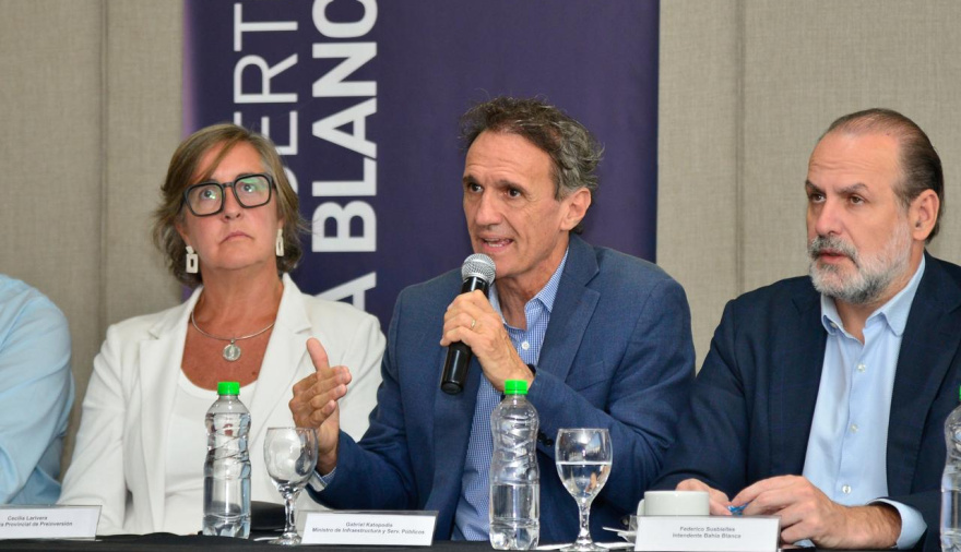 Katopodis y Susbielles firmaron el inicio de la obra histórica para refuncionalizar el Canal Maldonado