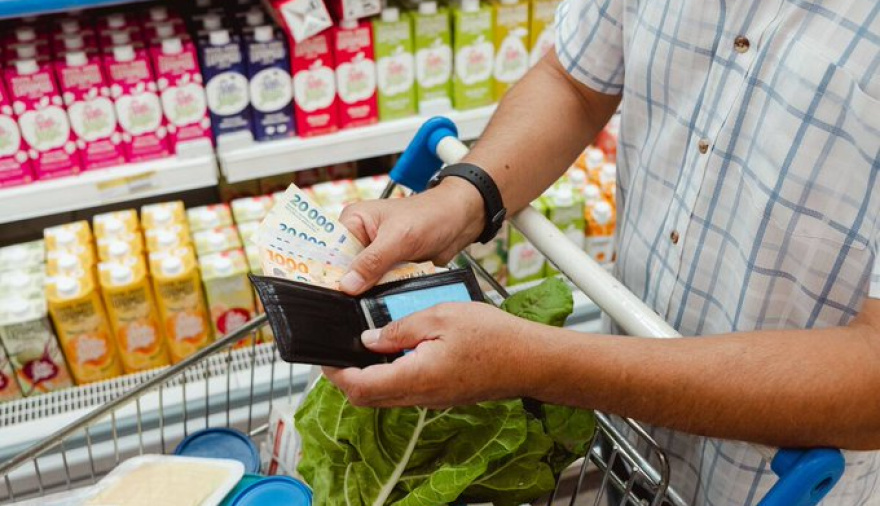 La inflación en CABA desaceleró al 2,6% en febrero y economistas anticipan una posible “sorpresa” en el dato nacional