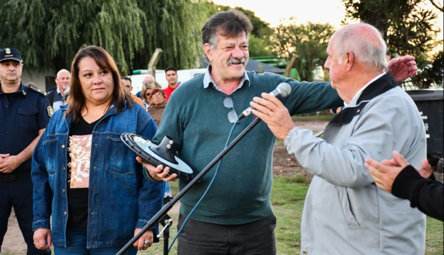 Barenghi destacó la organización comunitaria, entre festejos y memoria