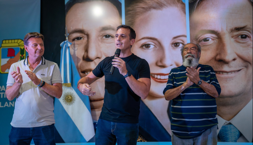 La Cámpora apuesta a Julián Álvarez para disputarle la FAM a Fernando Espinoza