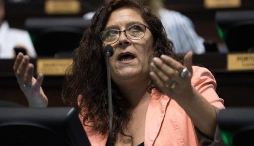 Susana González respaldó a Kicillof y rechazó un frente amplio “anti Milei”