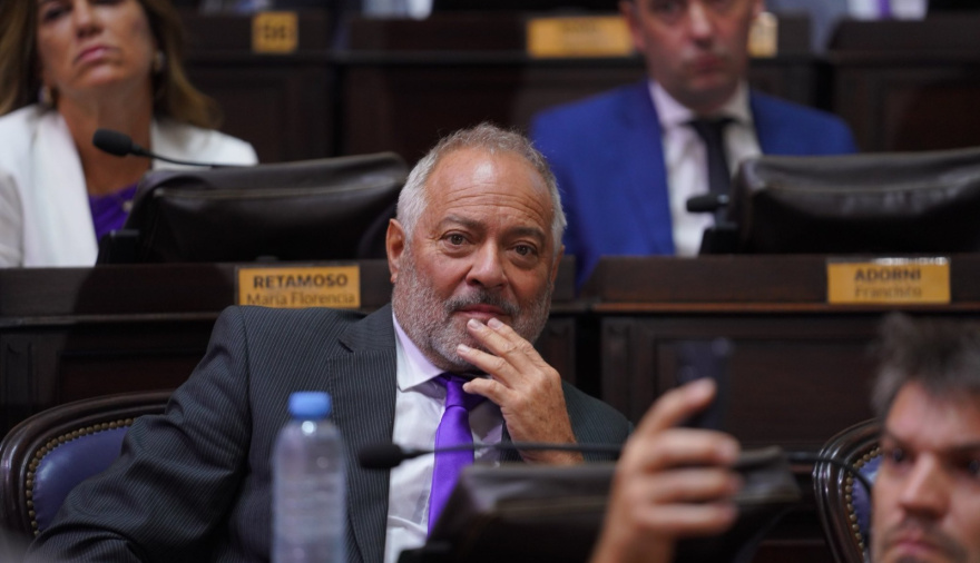 Diputados de La Libertad Avanza proponen eliminar el impuesto a las compras con tarjeta en Buenos Aires