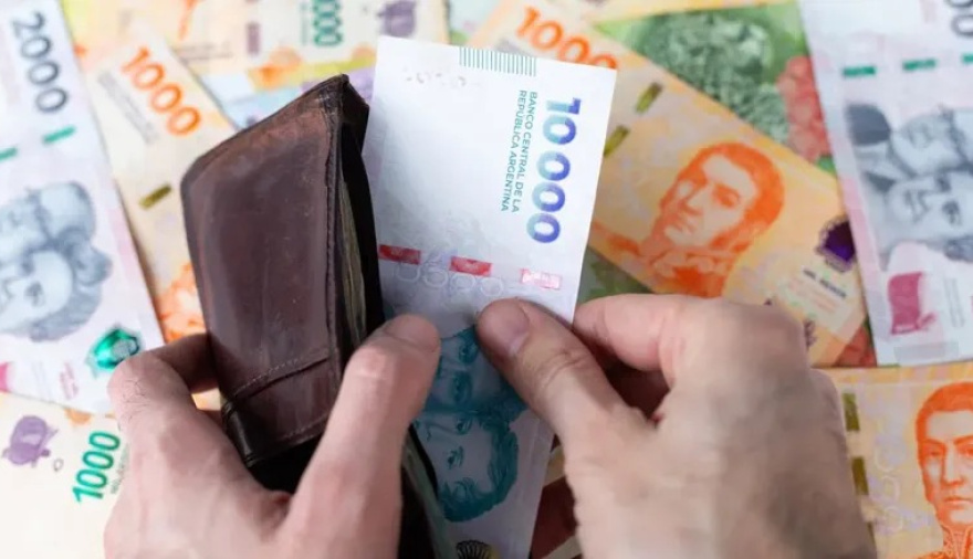 Junio llega con aumentos en alquileres, transporte, prepagas, colegios y servicios que vuelven a presionar la inflación