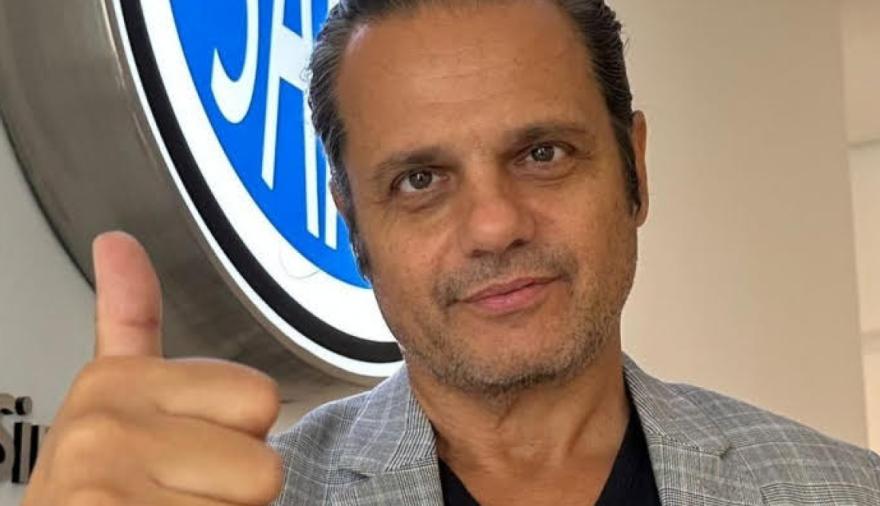 Peretta denunció penalmente a Sturzenegger y pidió su renuncia