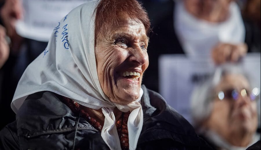 Repercusiones por la muerte de Taty Almeida, histórica referente de Madres de Plaza de Mayo