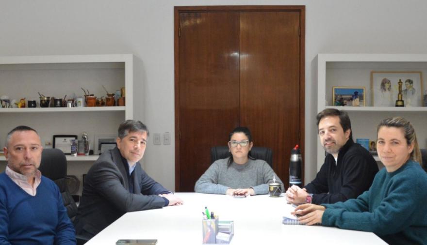 Flexas llevó a Provincia las demandas sanitarias de General Viamonte
