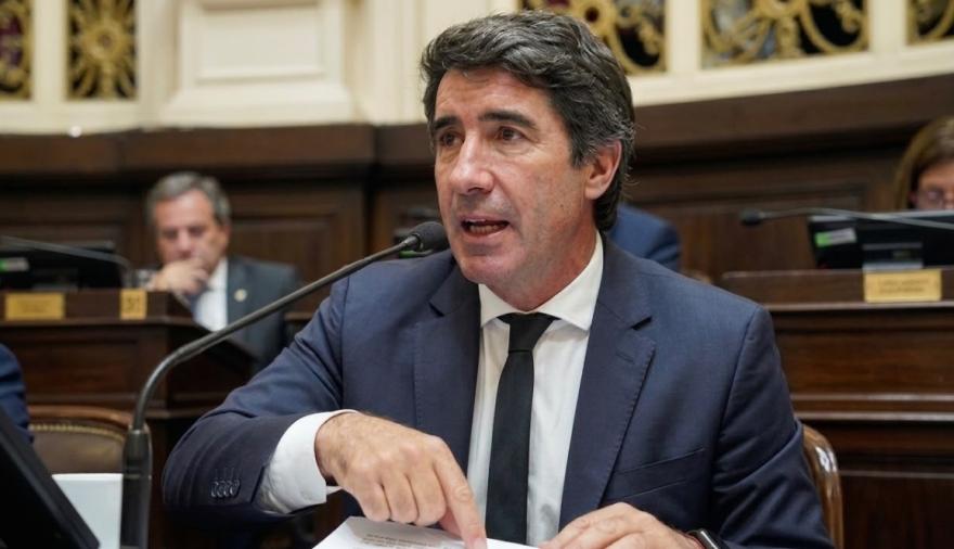 Civale rechazó tratar las reelecciones por fuera de una reforma política integral