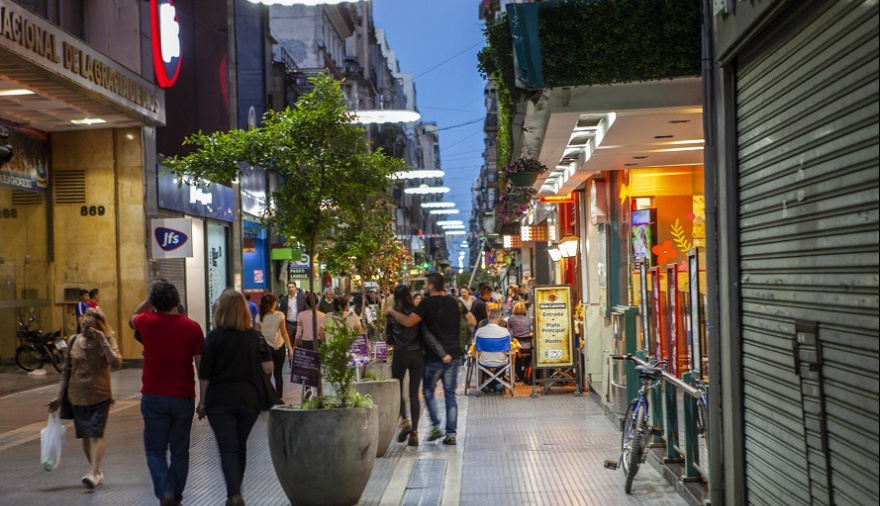 El comercio no repunta: ya hay casi 300 locales vacíos en las calles comerciales de CABA