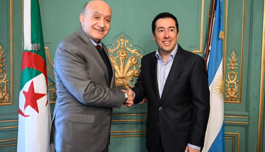 Leo Nardini recibió al embajador de Argelia para buscar inversiones en Malvinas Argentinas  