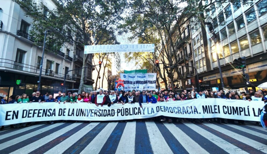 Universidades: la paritaria cortó 19 meses de caída, pero el salario sigue 22% abajo