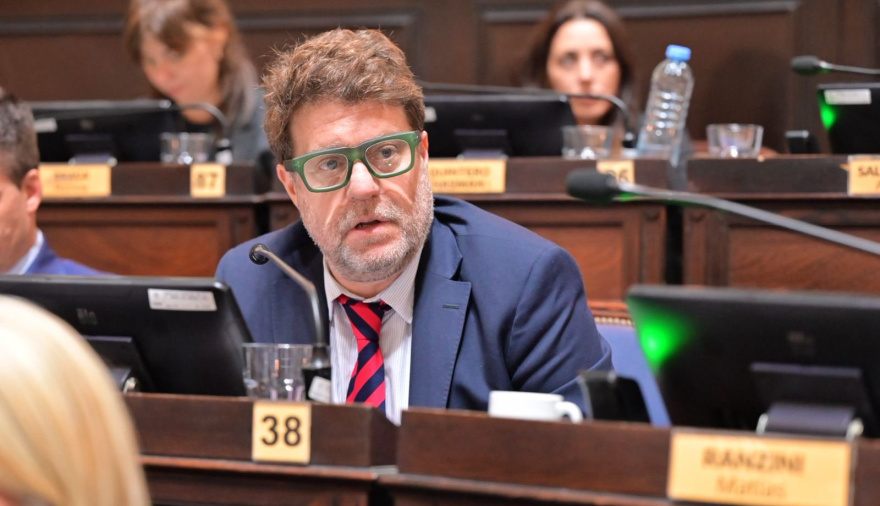 Licencias profesionales por las nubes: denuncian suba de 1150% y el bloque UCR pide informes al Gobierno bonaerense