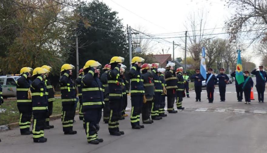 Pila destinó $20 millones para fortalecer a los Bomberos Voluntarios